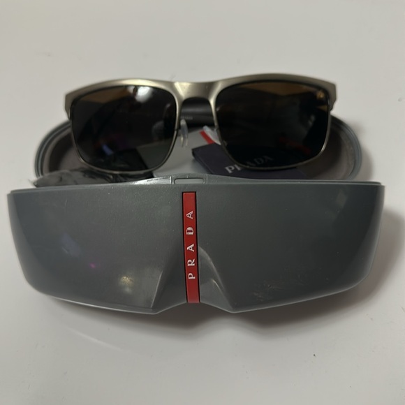 Prada Sunglasses - Picture 4 of 9